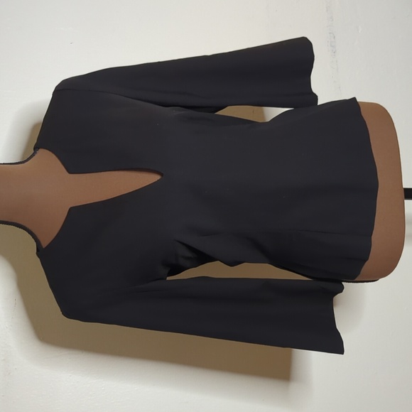 Trina Turk black 3/4 sleeve top size 4 - Picture 1 of 6